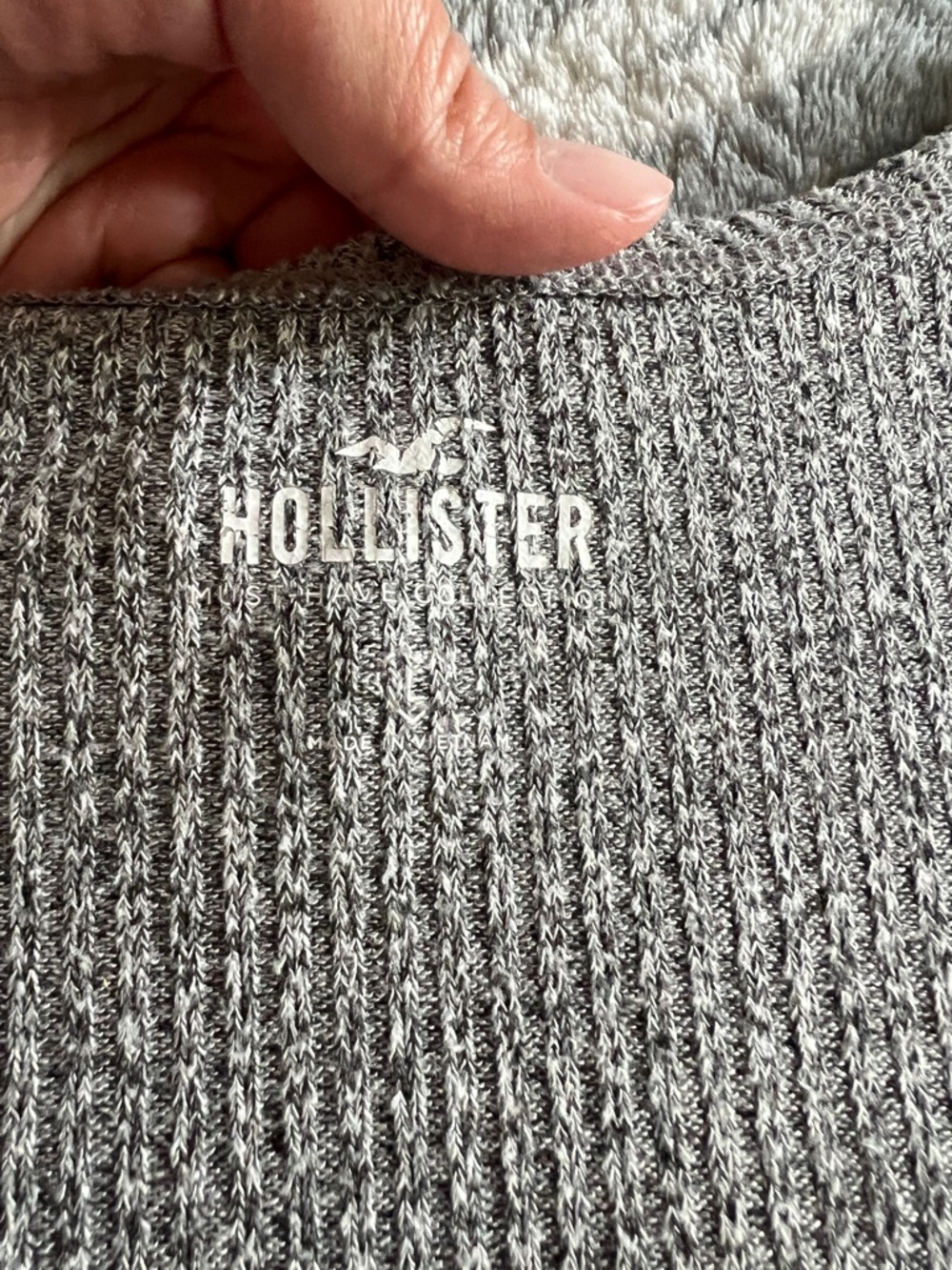 Hollister Ribbed Wrap Around Top - Picture 5 of 5